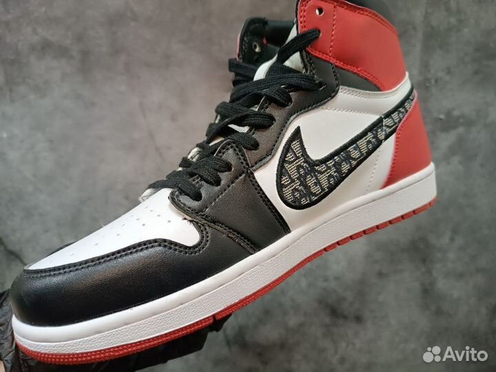 Кроссовки Nike air Jordan Dior red