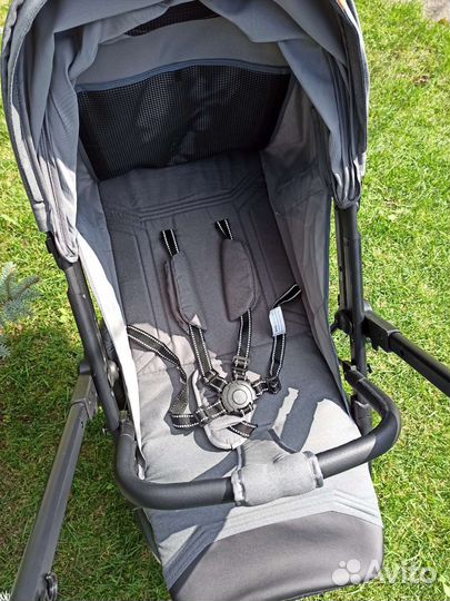 Новая коляска Luxmom перекидная ручка, серый цвет