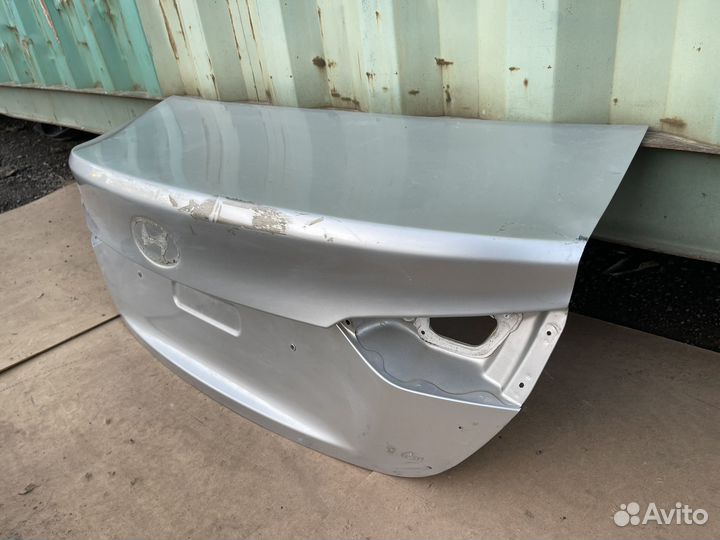 Крышка багажника Hyundai Solaris 2 Оригинал