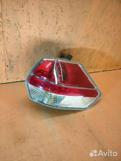 Оригинал б.у t32 X-trail L / R фонарь отличный