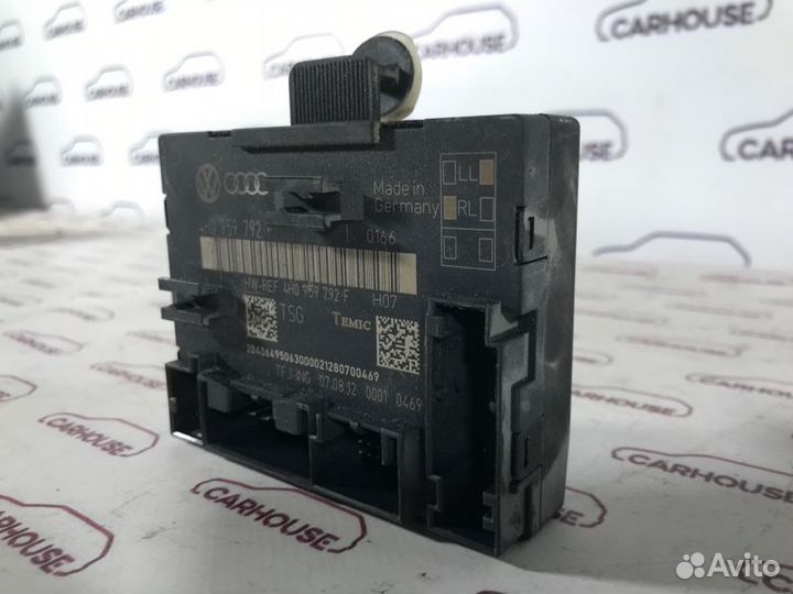 Блок управления дверьми передний правый Volkswagen