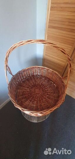 Корзина плетеная очень большая