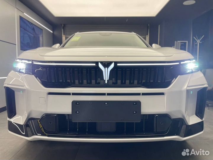 Voyah Free 1.5 AT, 2024