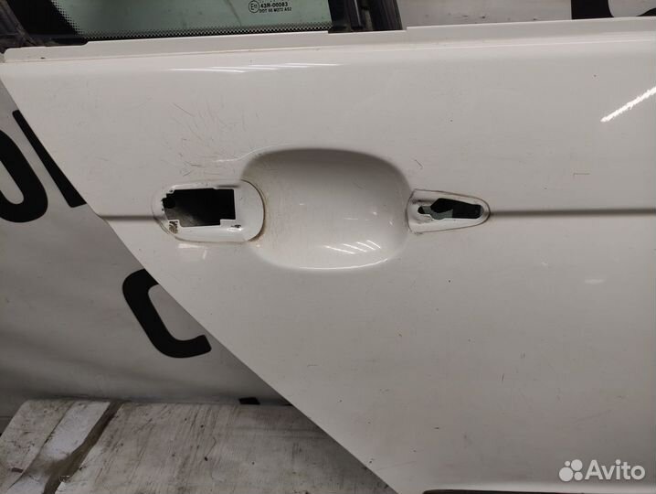 Задняя правая дверь BMW E46