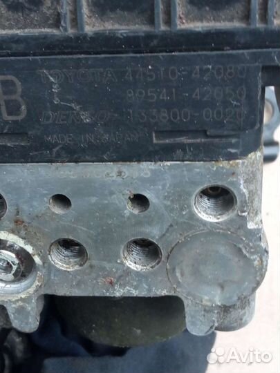 Toyota RAV4 X20.блок ABS