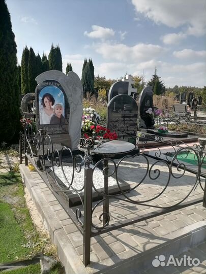 Гранитные и мраморные памятники