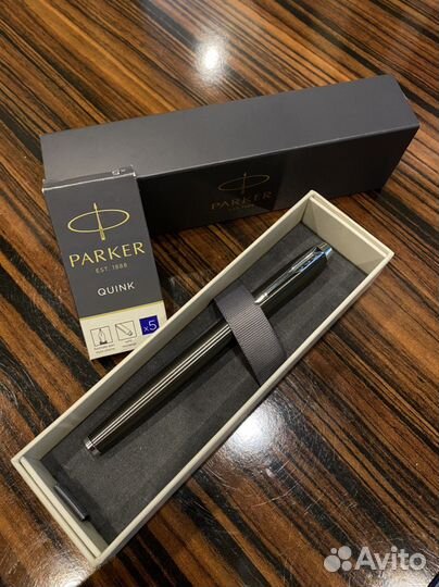 Перьевая ручка parker