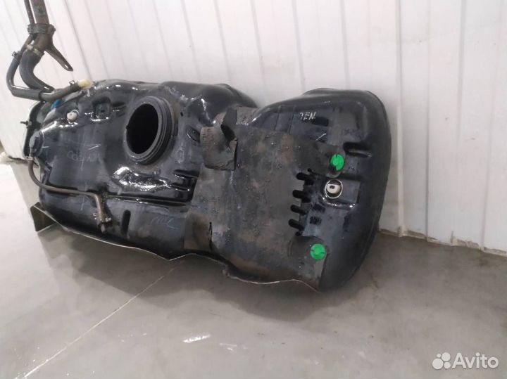 Бак топливный Toyota Hilux Pick Up