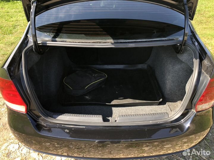 Volkswagen Polo 1.6 МТ, 2011, 184 000 км