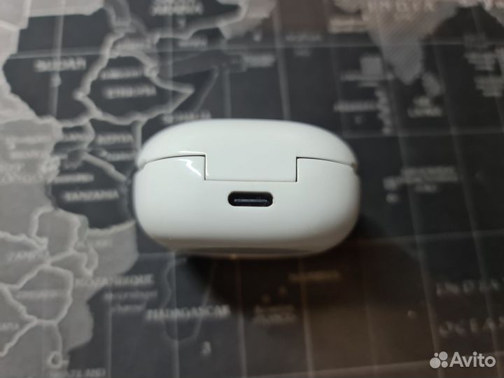 Samsung galaxy buds 2 кейс