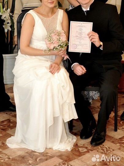 Свадебное платье