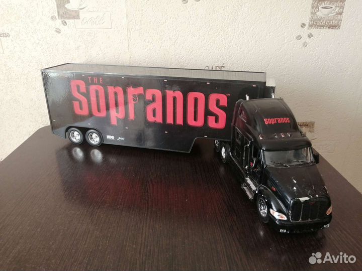 Модель Peterbilt 1/32