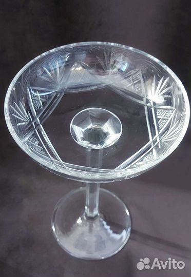 Вазочки на ножке