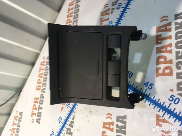 Фольксваген Гольф Пепельница передняя