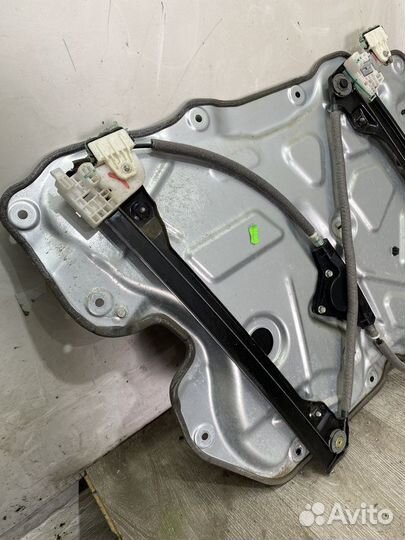 Стеклоподъемник электр. передний правый Nissan Tea