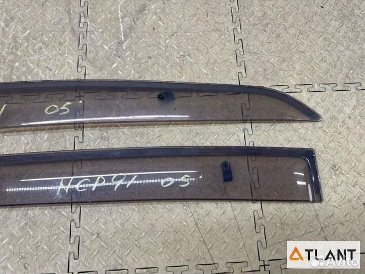 Ветровики комплект toyota vitz