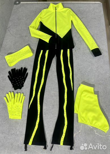 Костюм для фигурного катания