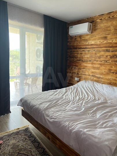 Дом 730 м² на участке 7 сот.