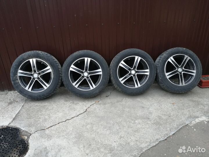 Продаю диски и резину