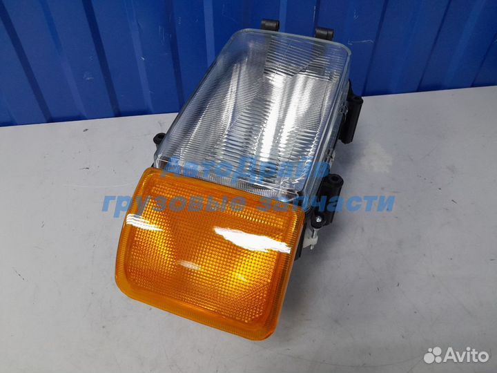 Фара в сборе правая DAF 95 механ. регулировка