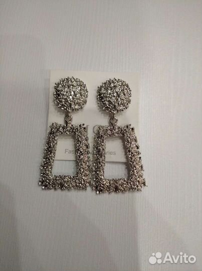 Новые серьги