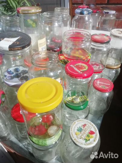 Банка стеклянная