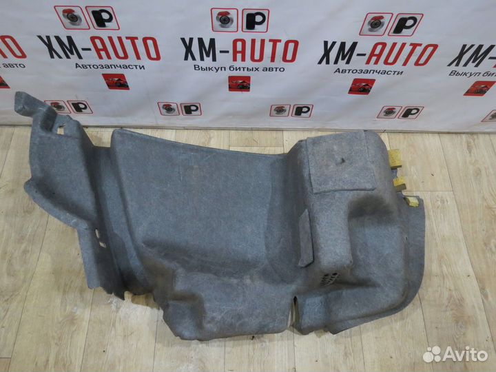 Обшивка багажника правая Volkswagen Polo