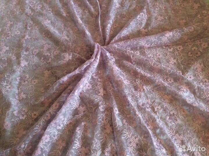 Ткань кружево стразы