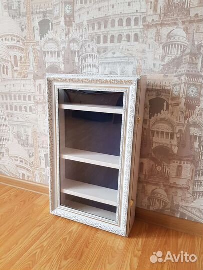 Витрина для солдатиков, кукол, супергероев