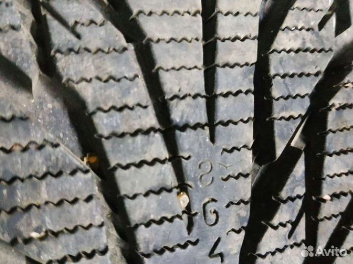 Nokian Tyres Hakkapeliitta R2 235/50 R18 101R