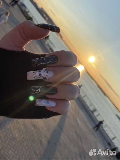 Маникюр и наращивание ногтей