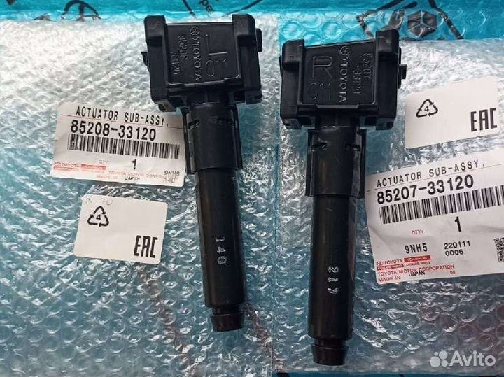 Форсунка омывателя фар на тойоту