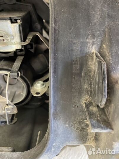 Фара левая BMW 3