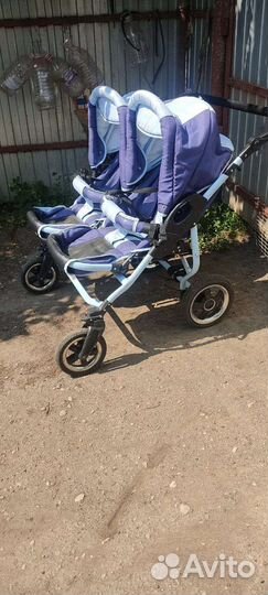 Коляска для двойни