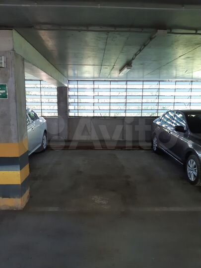 Машиноместо, 15 м²