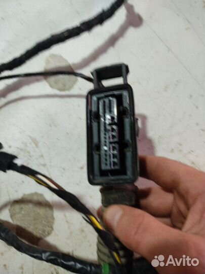 Проводка двери передняя правая Volkswagen Golf 5G1