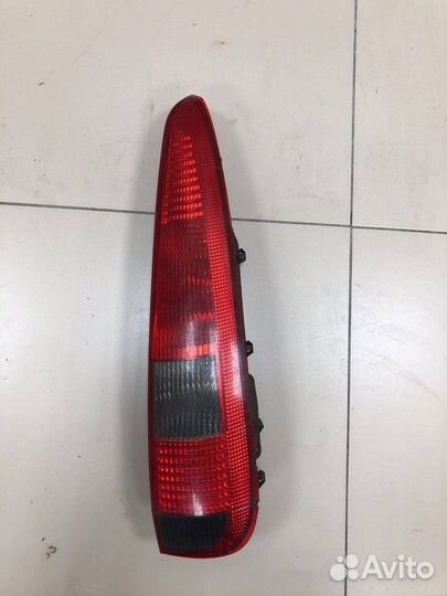 Фонарь правый Ford Fusion