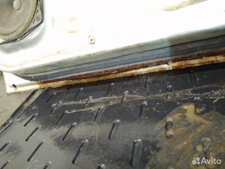 Дверь передняя правая Hyundai Elantra XD G4ED 1