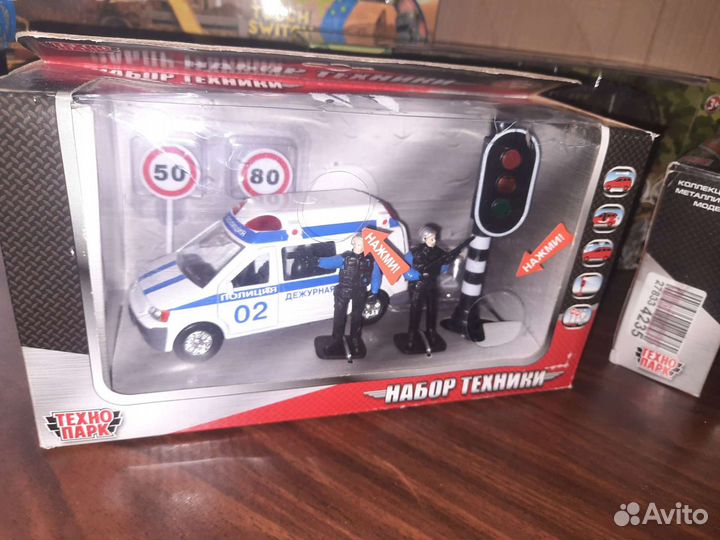 Технопарк и др. наборы,машины металл