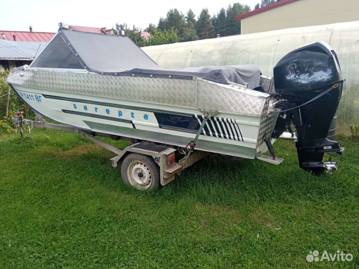 Моторная лодка Сарепта