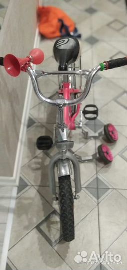 Детский велосипед для девочки 5 лет