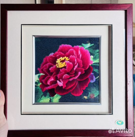 Картина вышитая