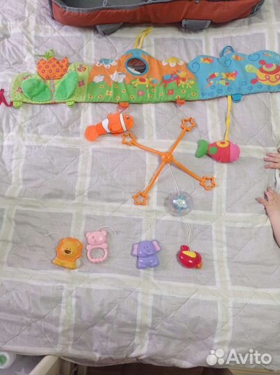 Мобиль на детскую кроватку