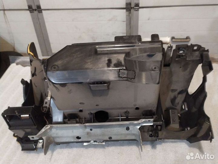 Бардачок в сборе Мерседес е211