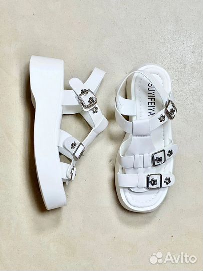 Сандалии новые женские 39 размер в размер