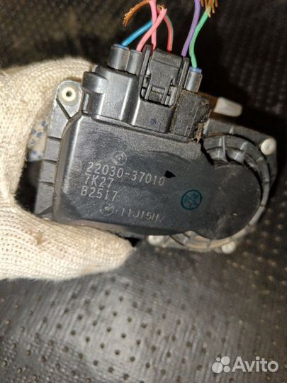 Дросельная заслонка Toyota Corolla 150 1ZR-FE