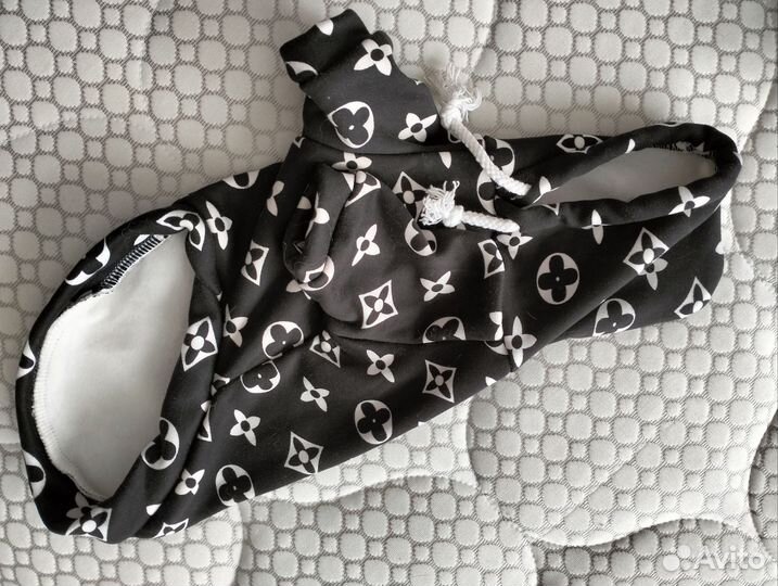 Одежда для маленьких собак