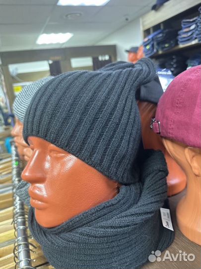 Шапка удлиненная новая серая
