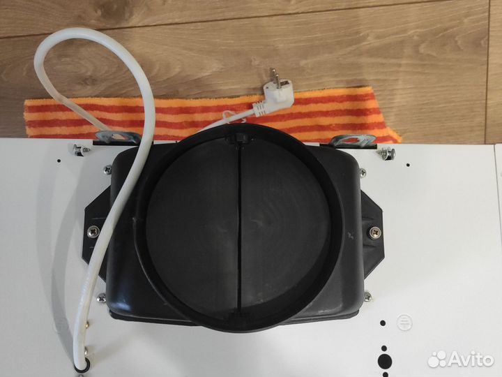 Вытяжка для кухни Krona Inga 60 см наклонная