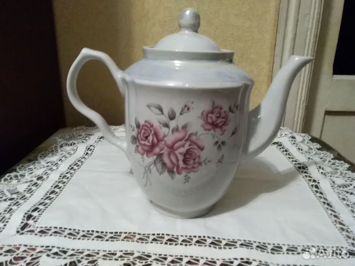 Чайник доливочный и кувшин для воды